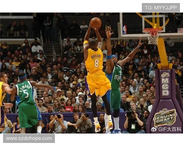 里夫斯赛季前五场狂砍171分追平湖人传奇球星韦斯特科比与贝勒